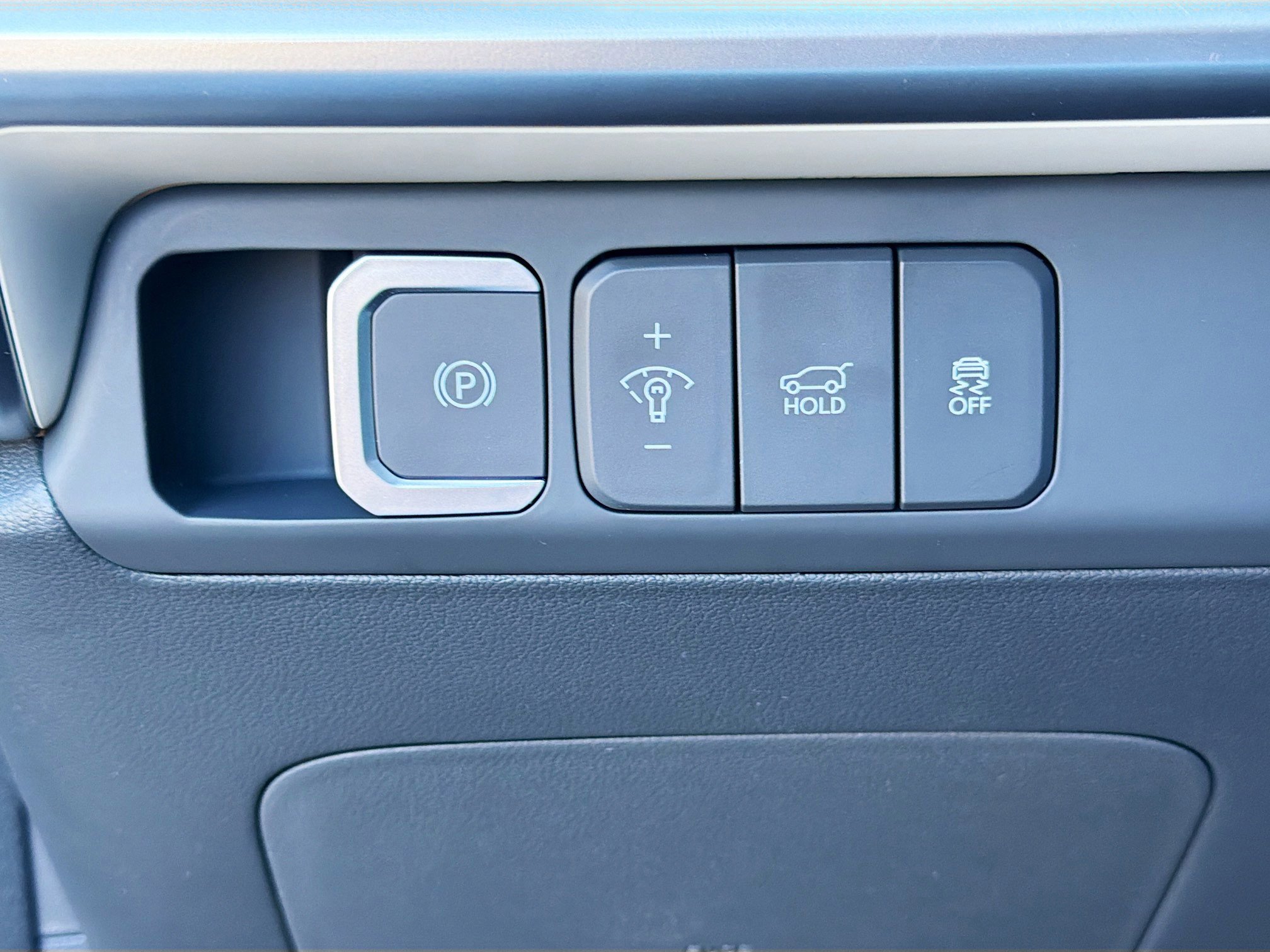 New 2026 Hyundai Santa Fe SE image 29