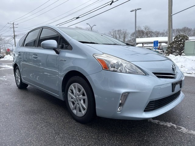 Used 2013 Toyota Prius V Three image 4
