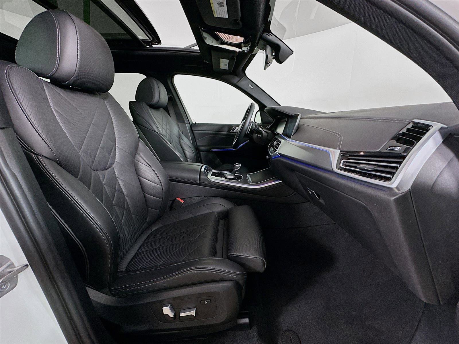 Certified 2023 BMW X5 xDrive40i w/ Premium Package image 29