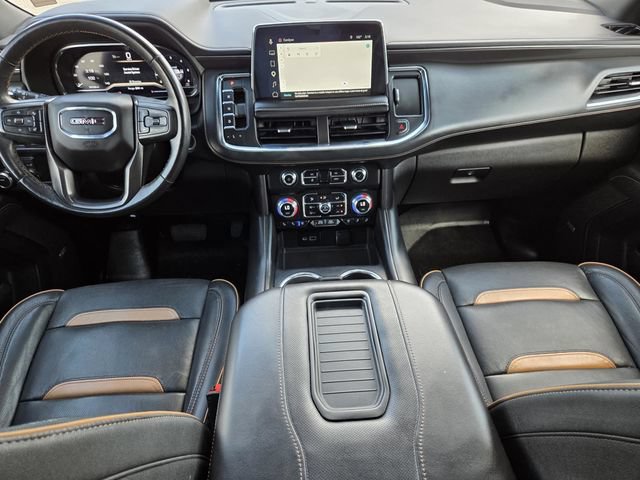 Used 2023 GMC Yukon AT4 w/ AT4 Premium Package AWD/4WD image 12