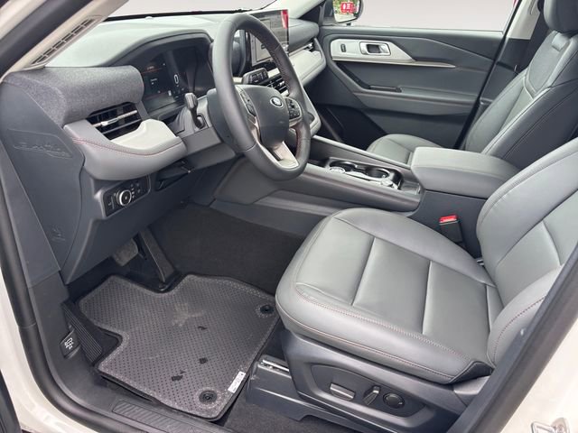 New 2026 Ford Explorer Active AWD/4WD image 9