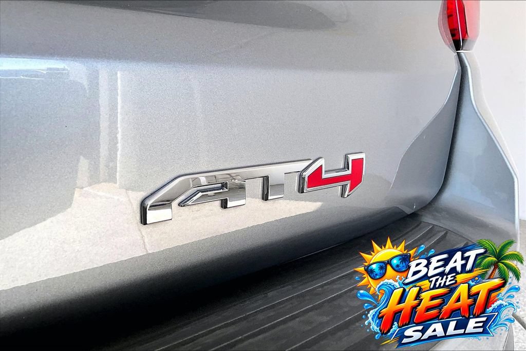 Used 2023 GMC Yukon AT4 AWD/4WD image 38