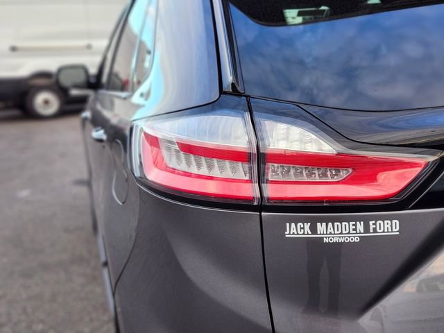 Certified 2022 Ford Edge ST image 9