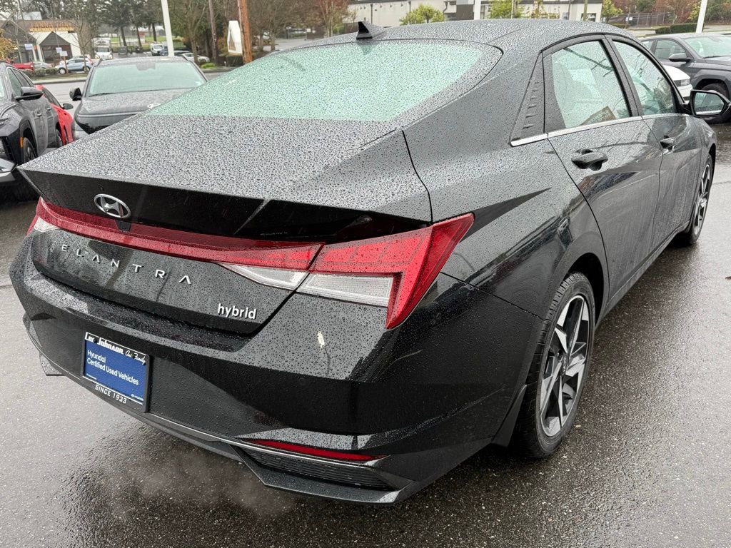 Used 2023 Hyundai Elantra Limited w/ Winter Weather Package image 5