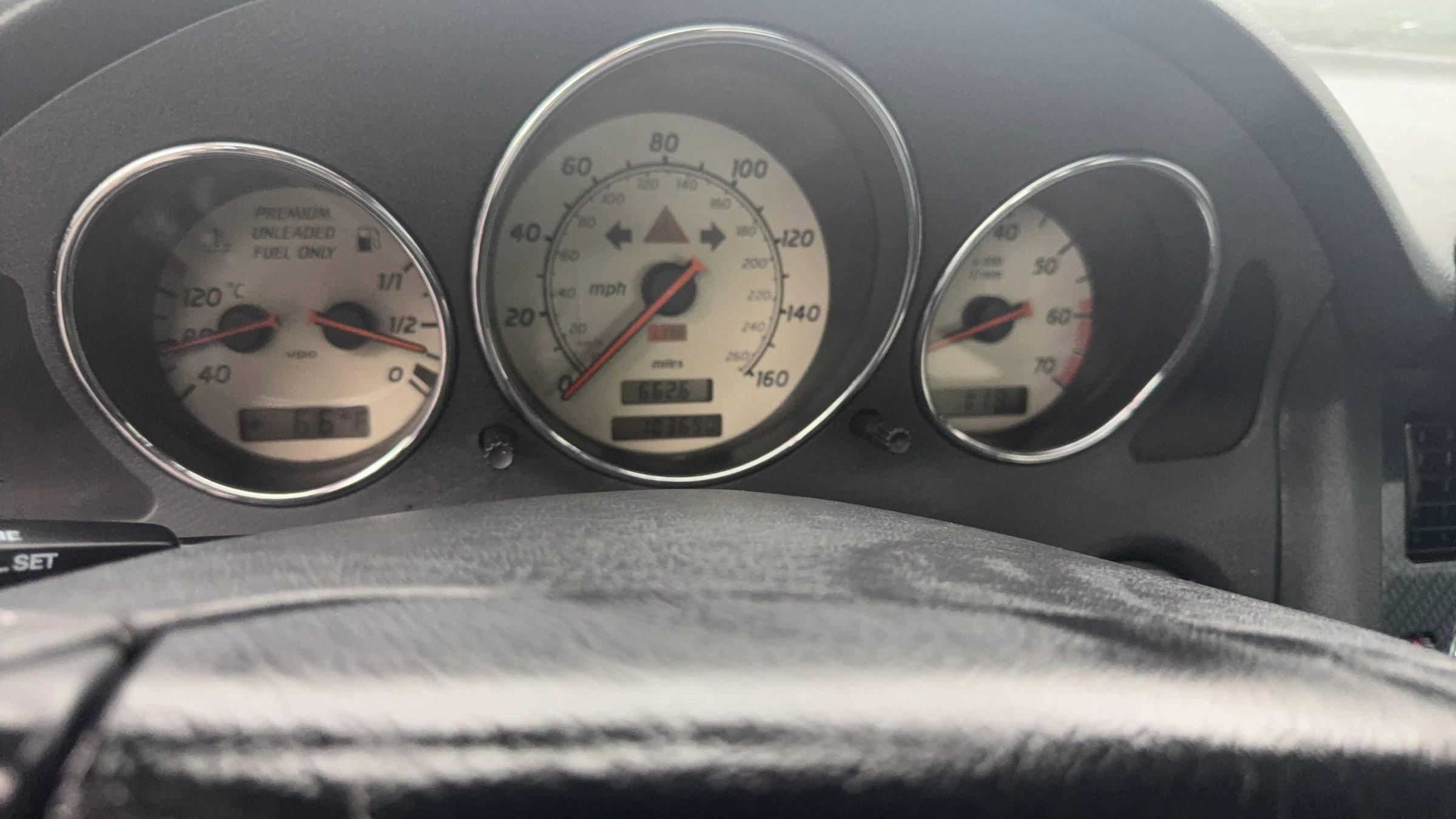 Used 1998 Mercedes-Benz SLK 230 image 10