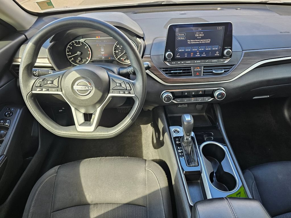 Used 2024 Nissan Altima 2.5 SV FWD image 20