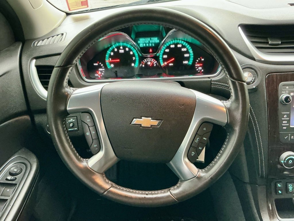 Used 2016 Chevrolet Traverse LT w/ Style and Technology Package image 36