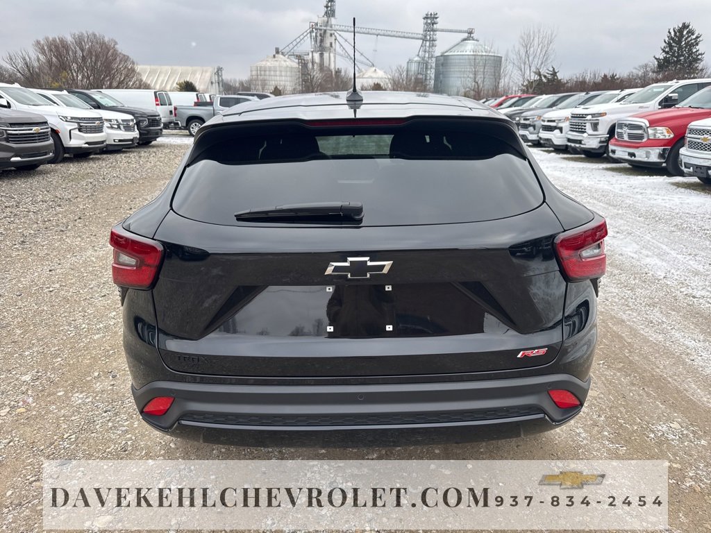 Used 2025 Chevrolet Trax RS w/ Driver Confidence Package image 4