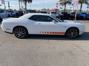 Used 2015 Dodge Challenger R/T Plus RWD image 7