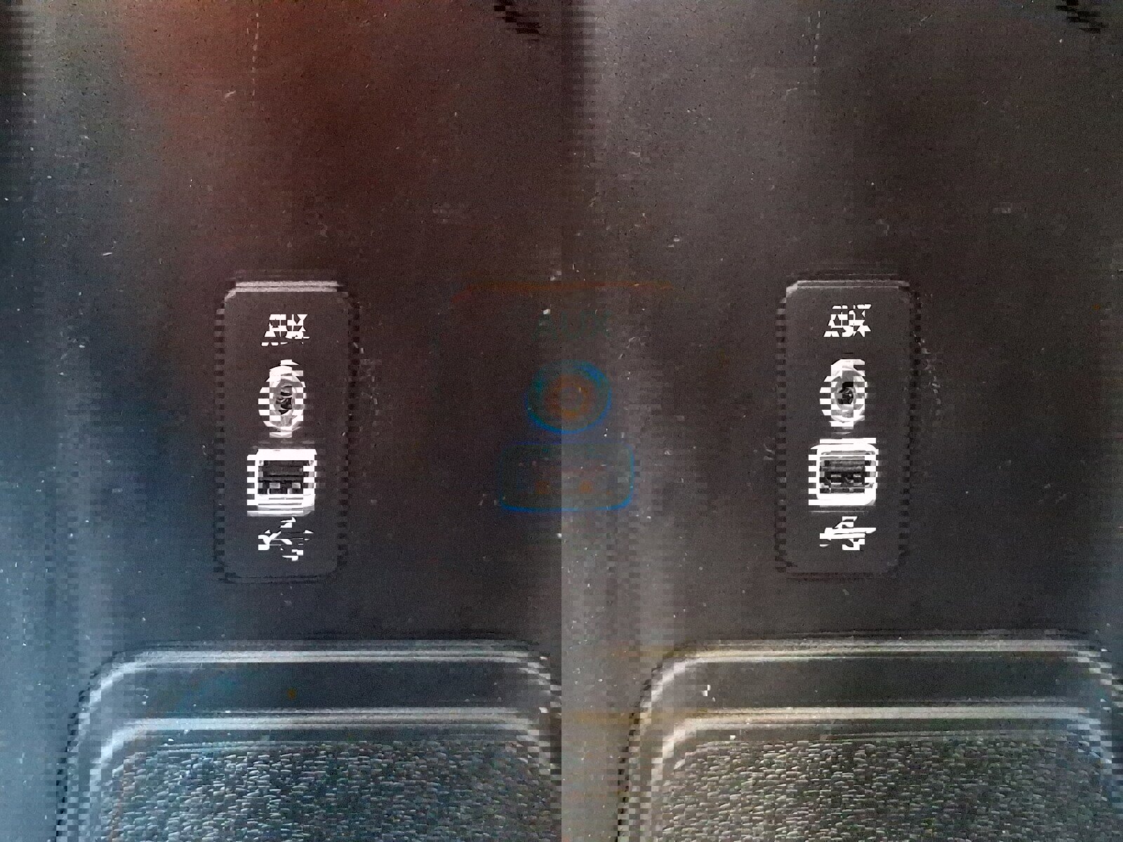 Used 2018 Dodge Journey SE w/ Blacktop Package image 23