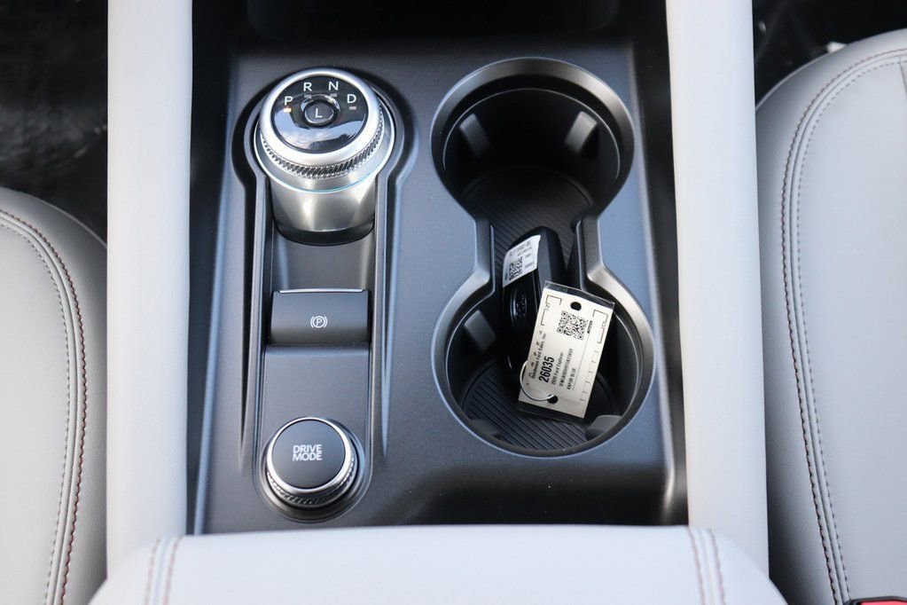New 2026 Ford Explorer Active w/ Active Comfort Package image 25