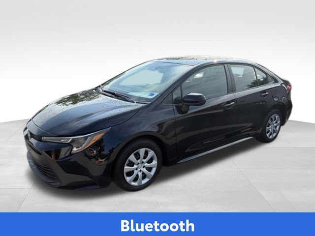 Used 2023 Toyota Corolla LE FWD image 9