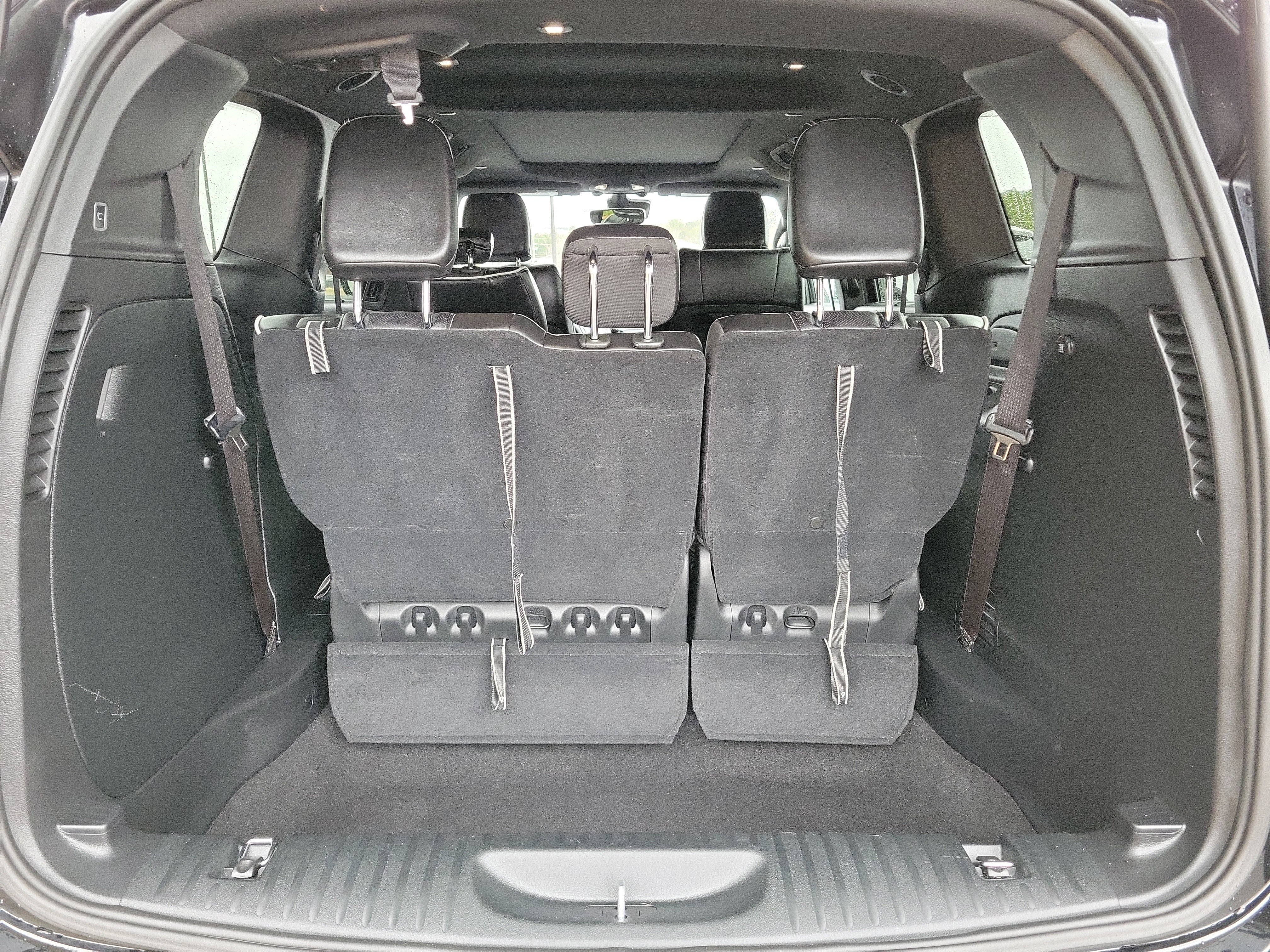 Used 2025 Chrysler Pacifica Limited image 31