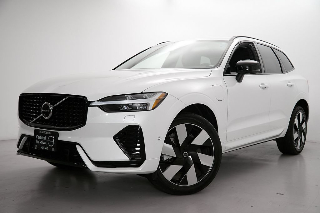 Certified 2024 Volvo XC60 T8 Plus w/ Protection Package Premier AWD/4WD image 2