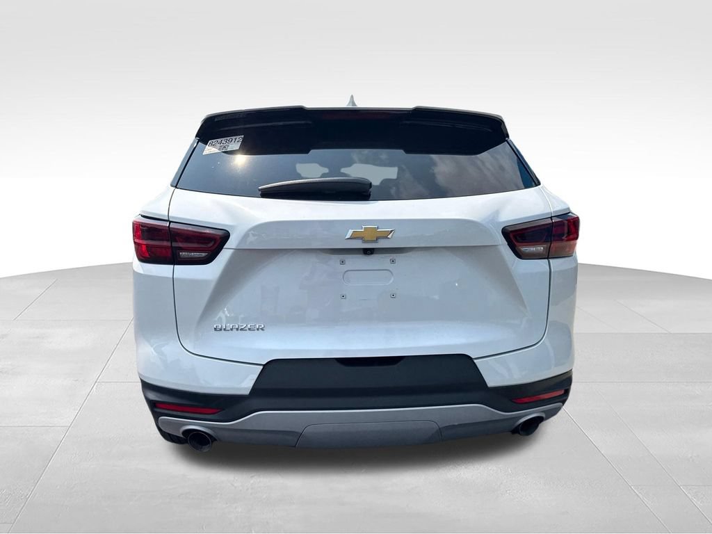 Used 2023 Chevrolet Blazer LT w/ LPO, Floor Liner Package FWD image 8