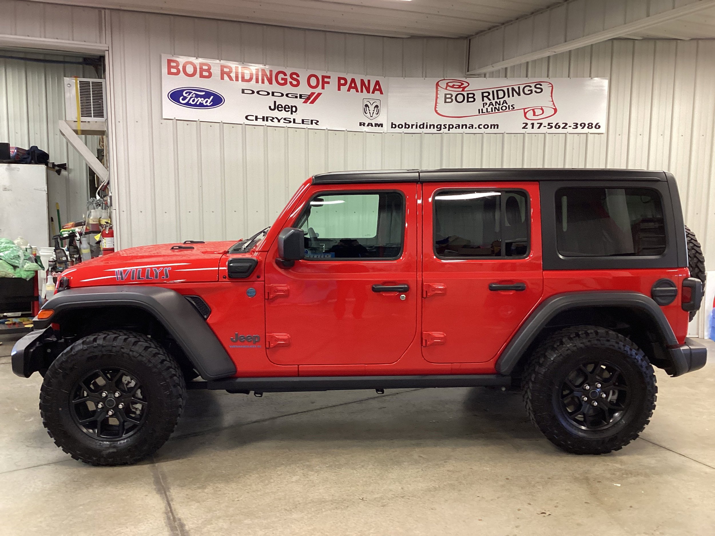 Used 2025 Jeep Wrangler Unlimited Sport S 4xe AWD/4WD image 2
