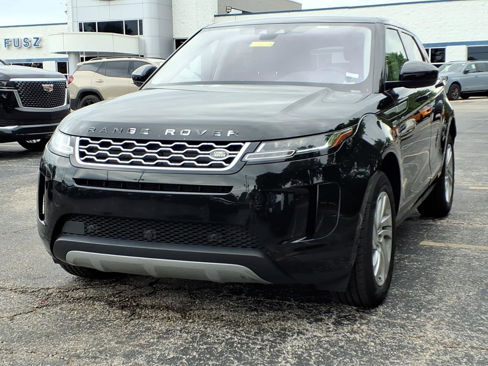 Used 2020 Land Rover Range Rover Evoque S AWD/4WD image 3