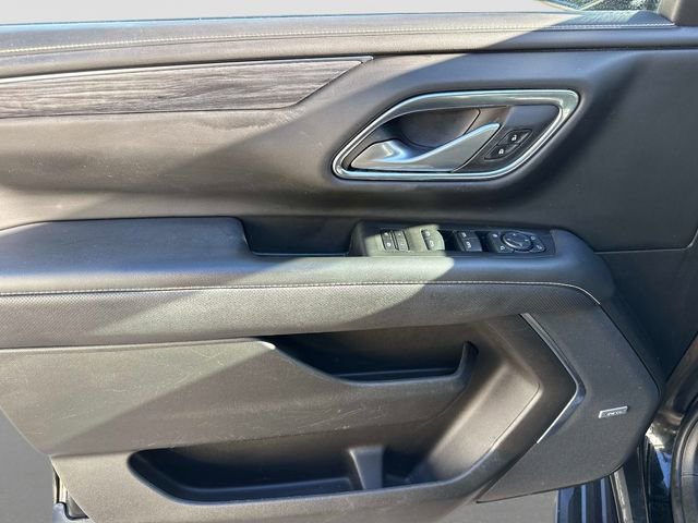 Used 2022 GMC Yukon SLT w/ SLT Premium Package AWD/4WD image 11
