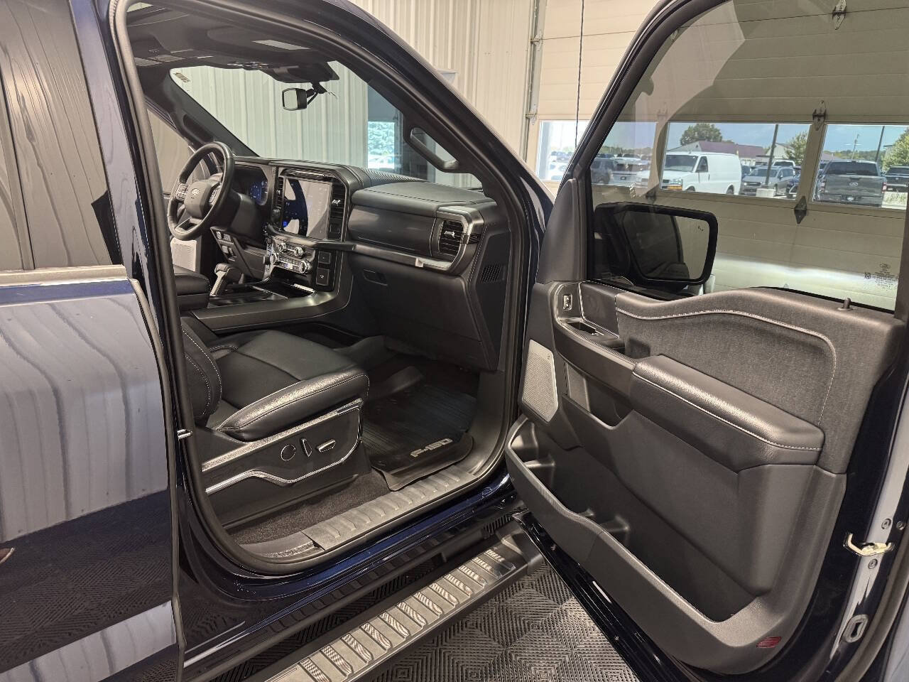 Used 2024 Ford F150 Lariat w/ Equipment Group 502A High AWD/4WD image 17
