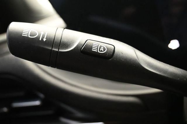 Used 2025 Buick Envista Preferred w/ Advanced Safety Package FWD image 19