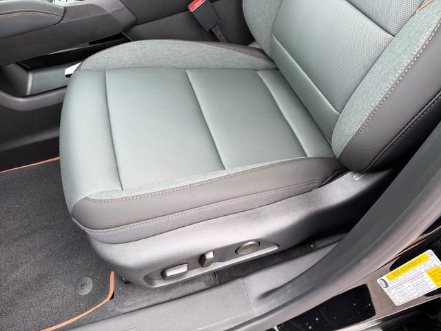 New 2026 GMC Terrain AT4 w/ Convenience Package III AWD/4WD image 19