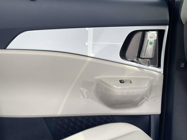 New 2026 Kia Carnival SX w/ SX Dark Edition Package image 16