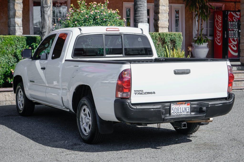 Used 2014 Toyota Tacoma 2WD Access Cab w/ Convenience Package image 6