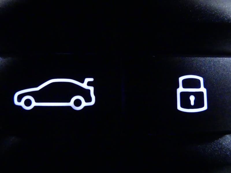 Used 2023 BMW i7 xDrive60 image 40