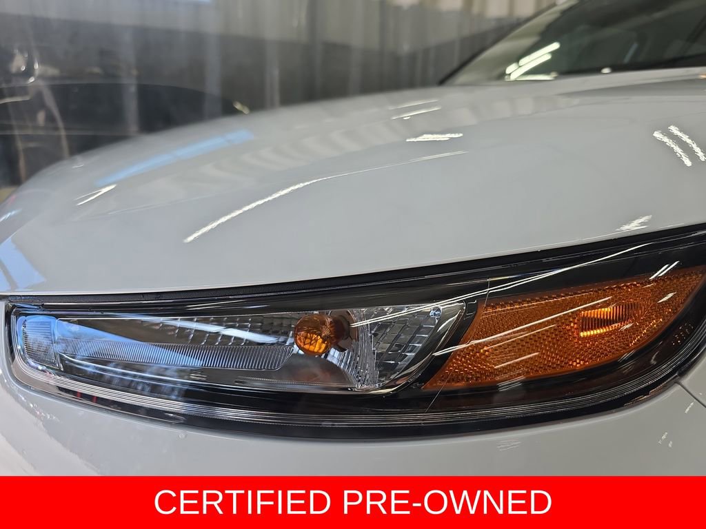 Certified 2026 Hyundai Venue SEL FWD image 32