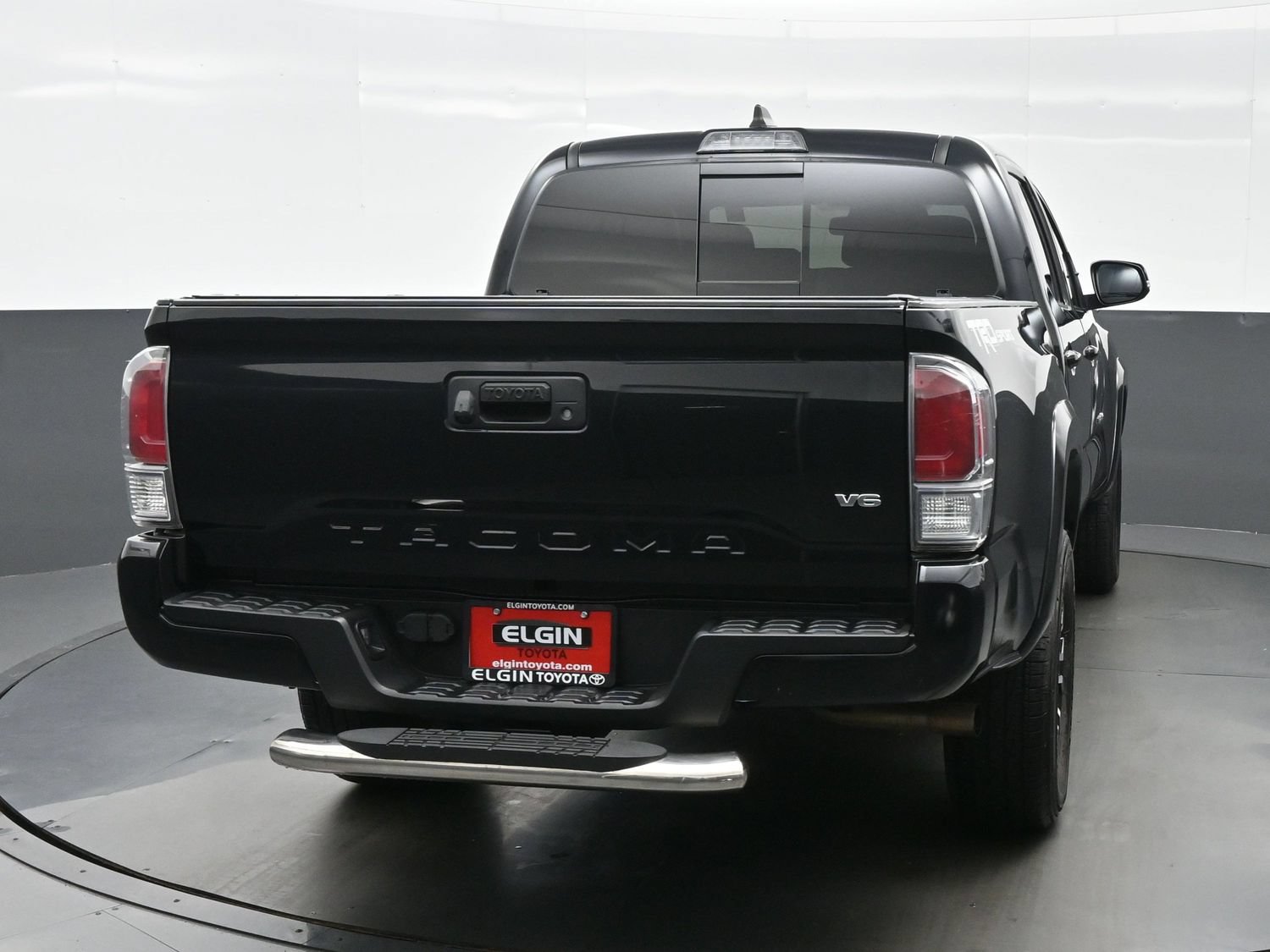 Used 2020 Toyota Tacoma TRD Sport RWD image 5
