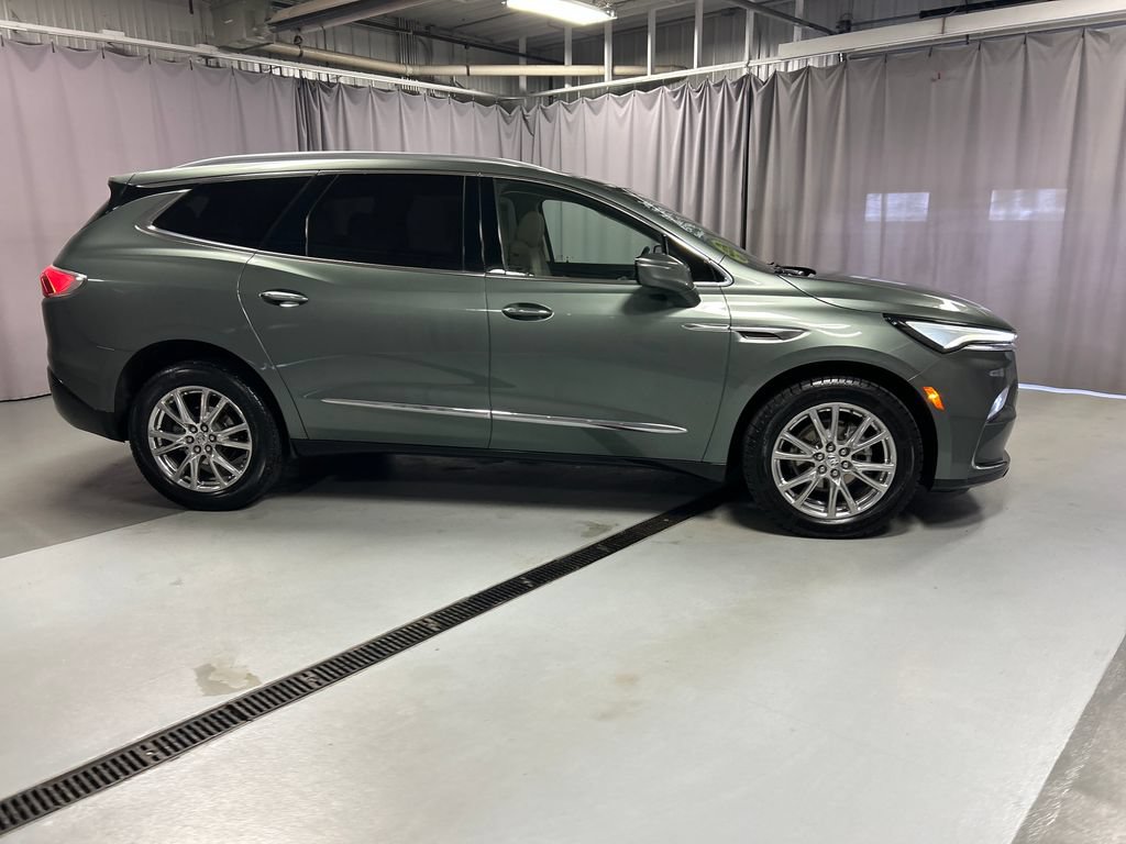 Used 2023 Buick Enclave Premium w/ Experience Buick Package AWD/4WD image 8