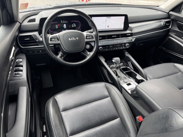Used 2023 Kia Telluride S image 17