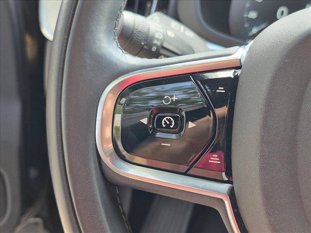 Used 2019 Volvo XC60 T5 Inscription w/ Protection Package Premier FWD image 11