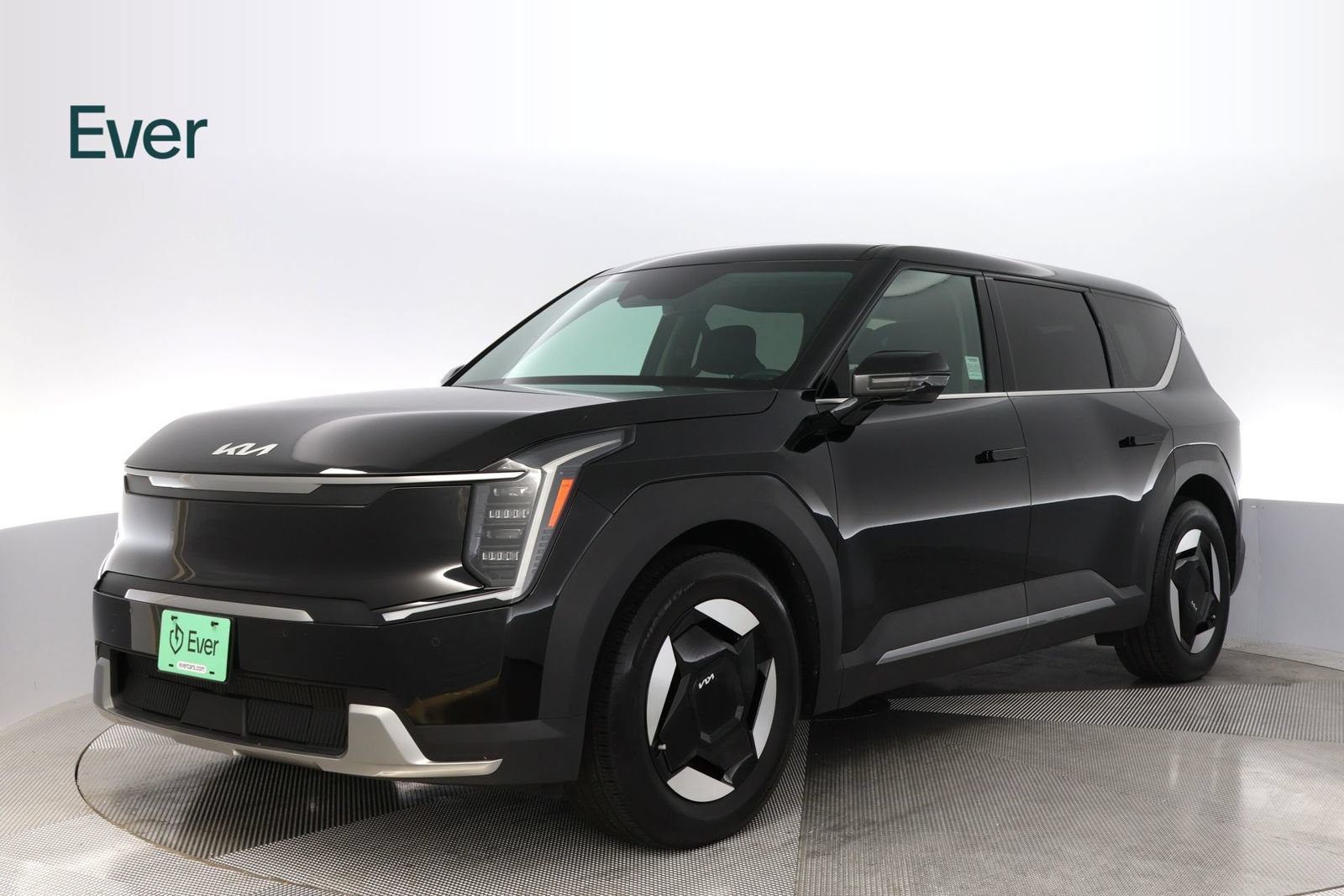 Used 2024 Kia EV9 Light Long Range RWD image 2