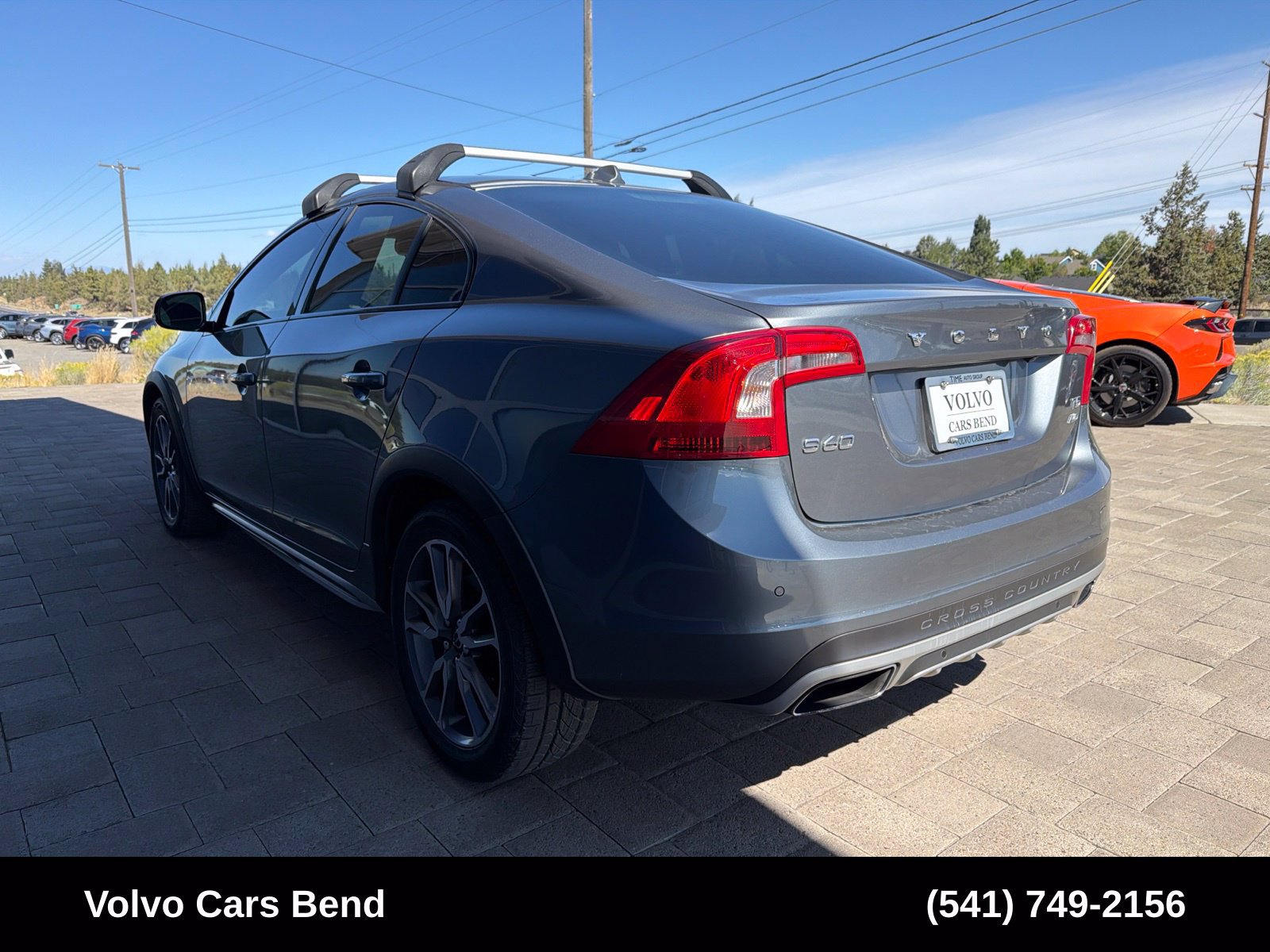 Used 2016 Volvo S60 T5 Cross Country Platinum AWD/4WD image 5