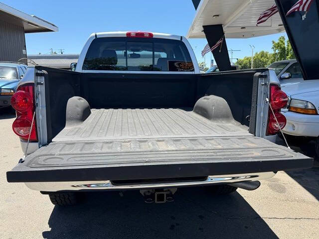 Used 2009 Dodge Ram 2500 Truck SLT w/ Popular Equipment Group AWD/4WD image 10