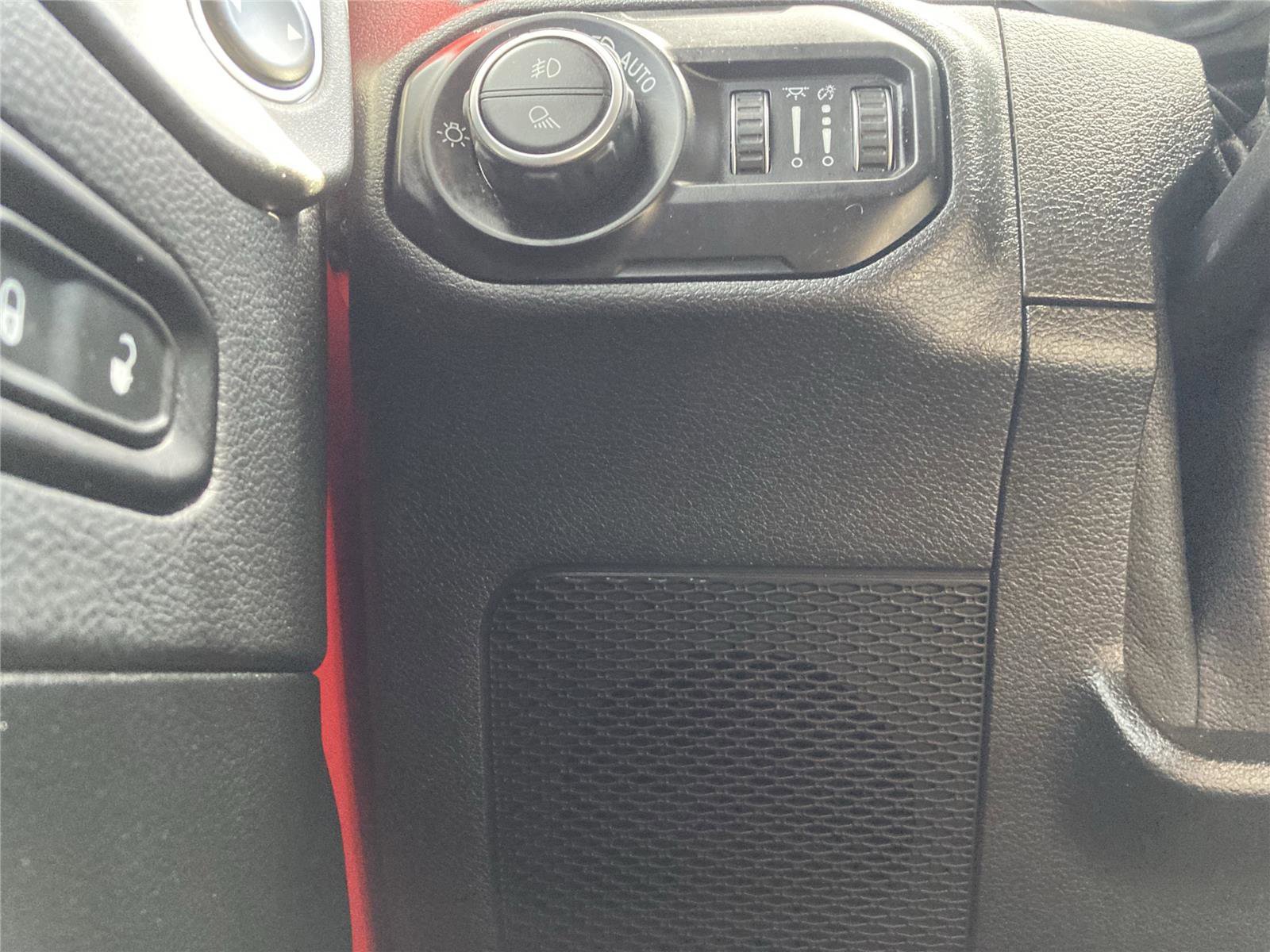 Used 2020 Jeep Gladiator Overland w/ Popular Equipment Package image 20