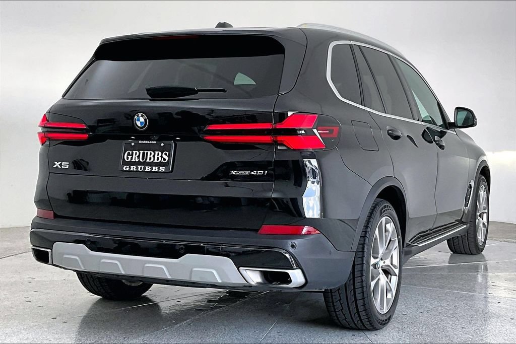 Used 2025 BMW X5 xDrive40i AWD/4WD image 14