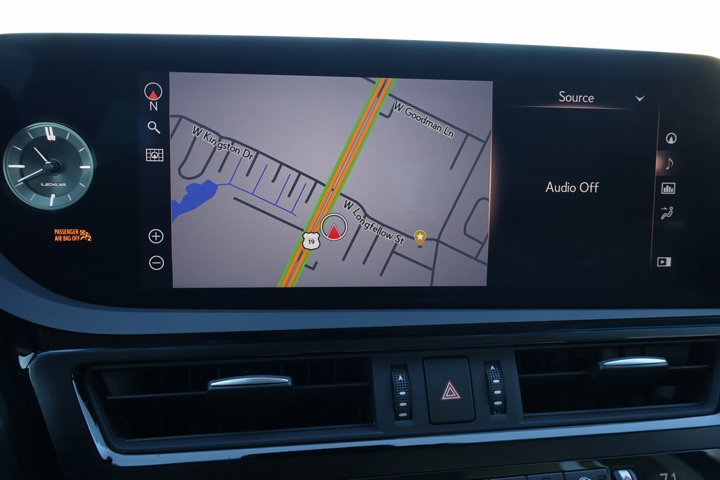 Used 2022 Lexus ES 300h w/ Luxury Package image 23