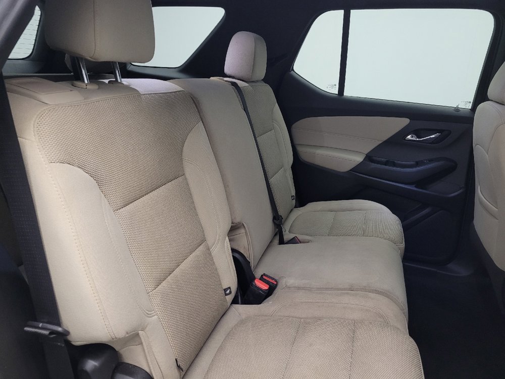 Used 2023 Chevrolet Traverse LS w/ Safety Package FWD image 19