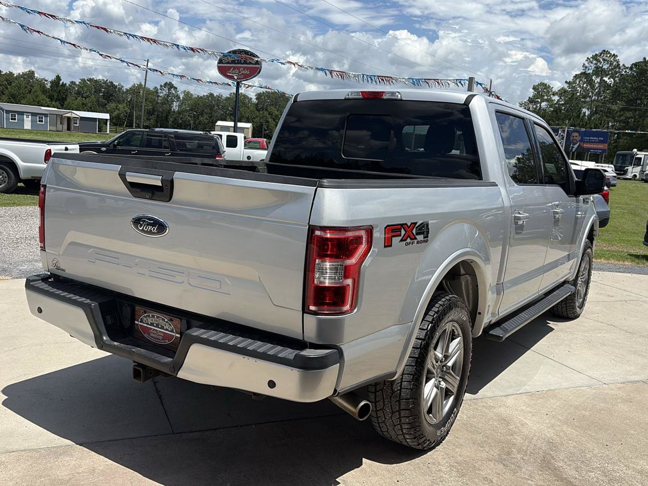 Used 2018 Ford F150 XLT w/ Equipment Group 302A Luxury AWD/4WD image 5