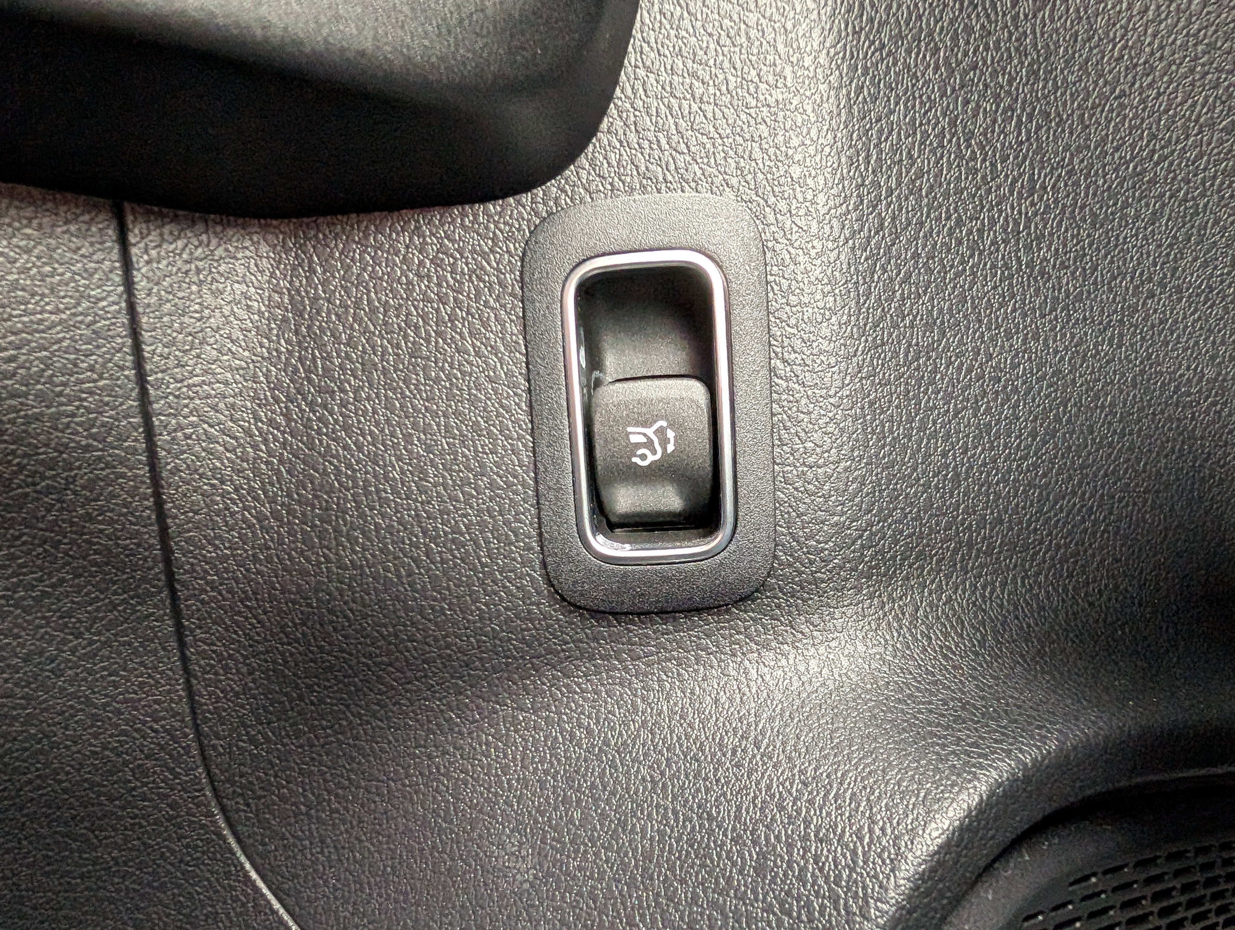 Used 2021 Mercedes-Benz GLA 250 4MATIC image 32