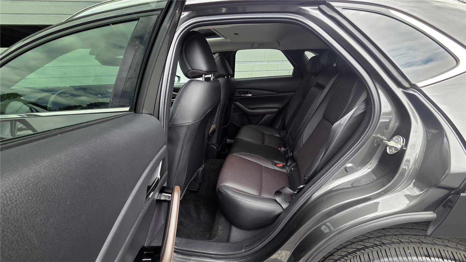 Used 2020 MAZDA CX-30 AWD w/ Premium Package image 29