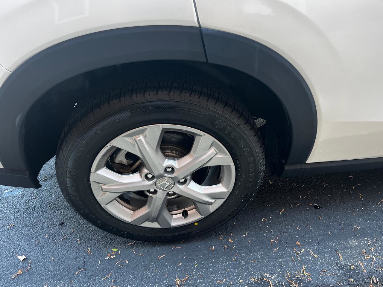 Used 2023 Honda HR-V LX image 17