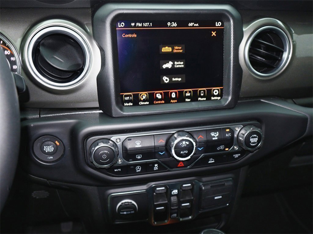 Used 2023 Jeep Wrangler Sahara image 22