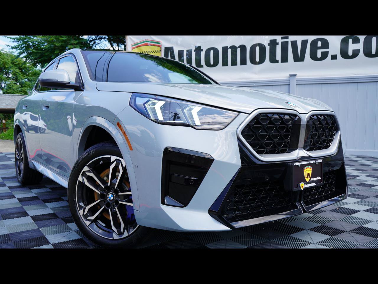 Used 2026 BMW X2 xDrive28i AWD/4WD video 1