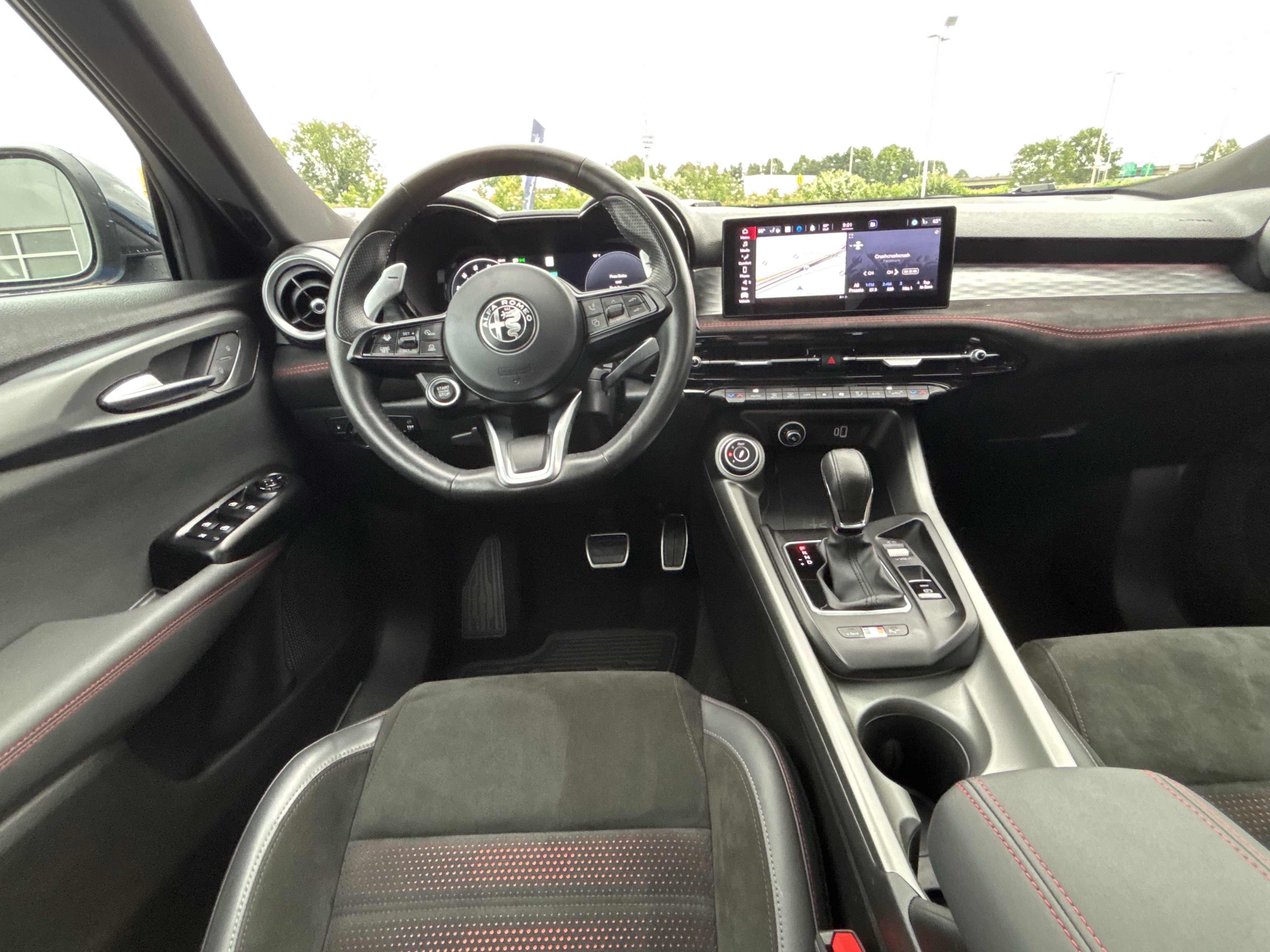 Certified 2024 Alfa Romeo Tonale Veloce w/ Active Assist Package AWD/4WD image 16
