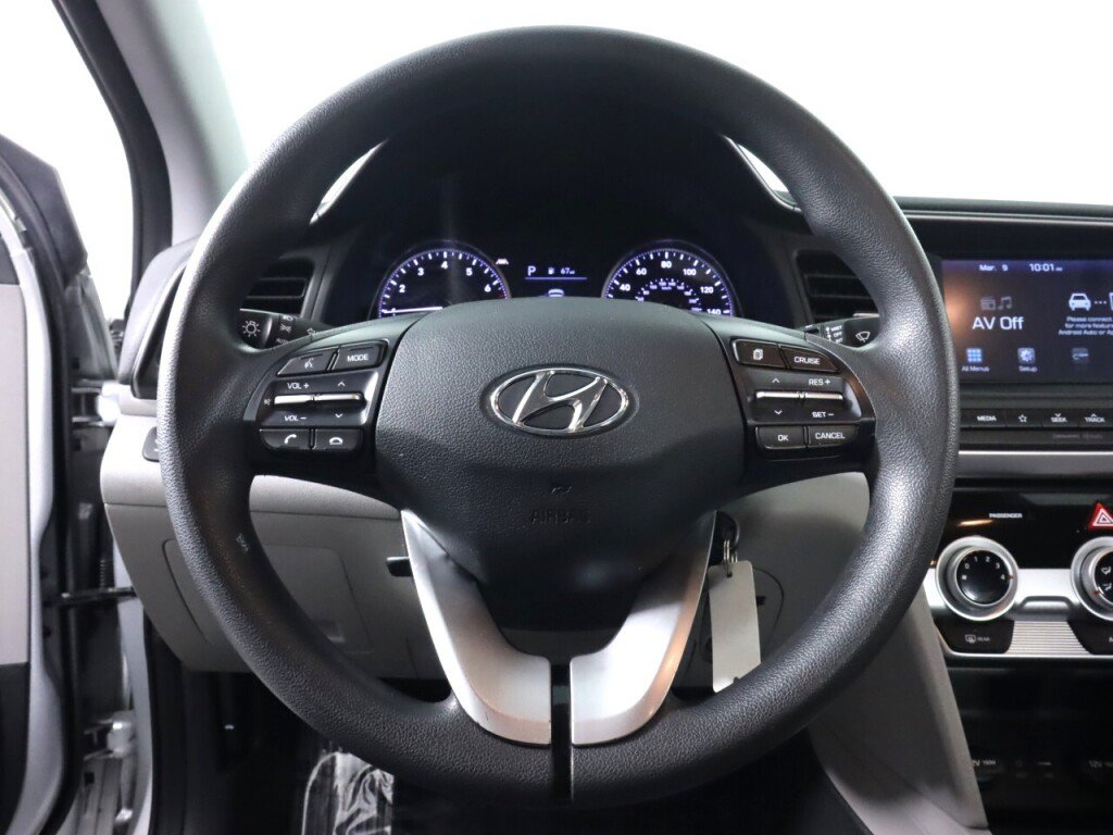 Used 2019 Hyundai Elantra SEL FWD image 11