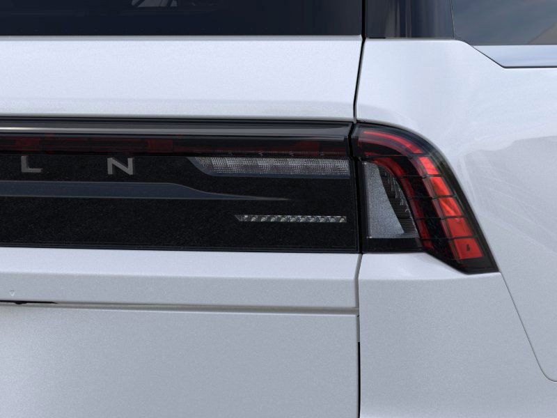 New 2026 Lincoln Navigator Reserve AWD/4WD image 21