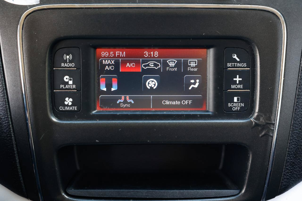 Used 2017 Dodge Journey SE FWD image 32
